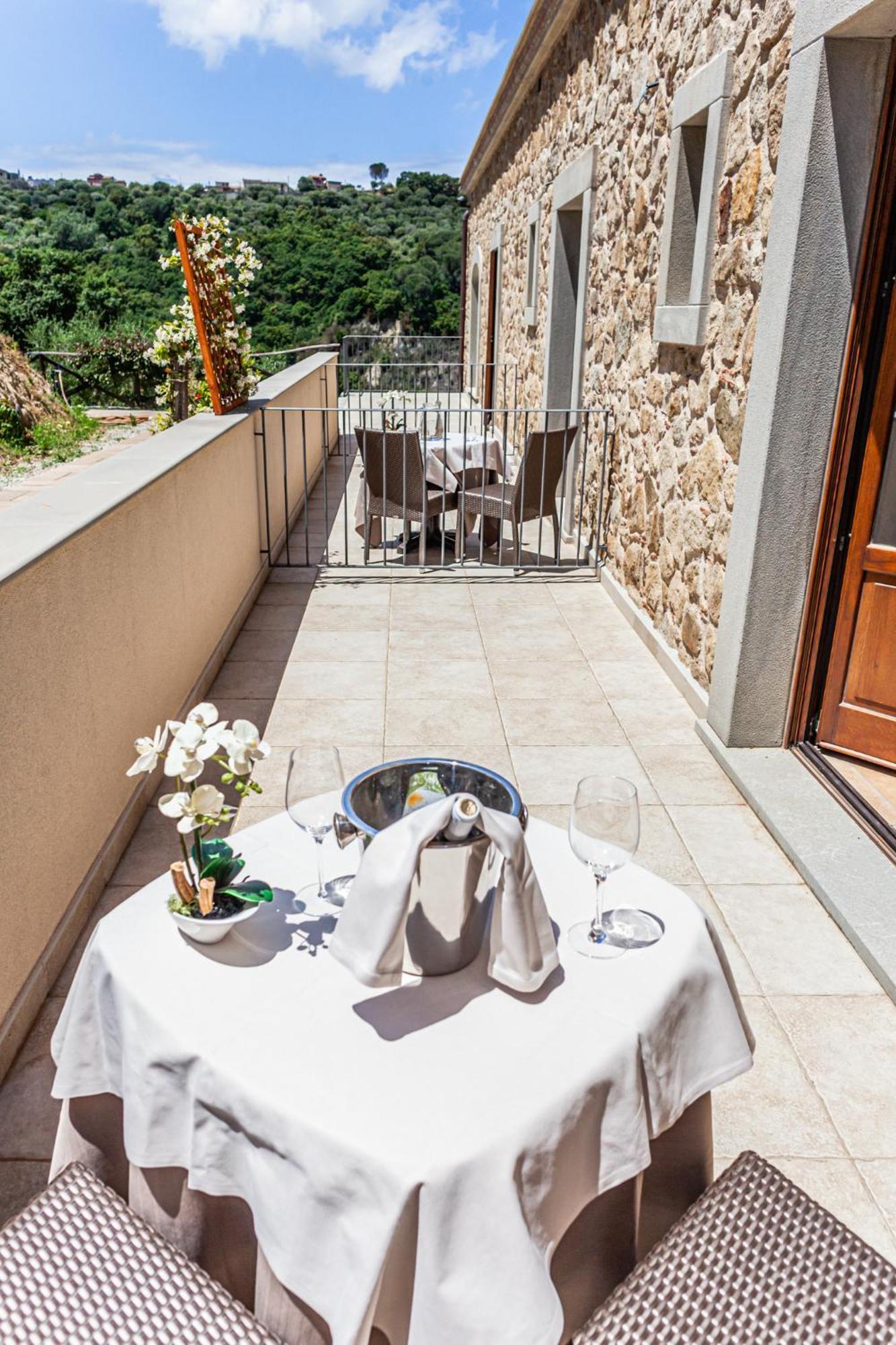 Villa Ginevra Resort Agrituristico Ficarra Kültér fotó